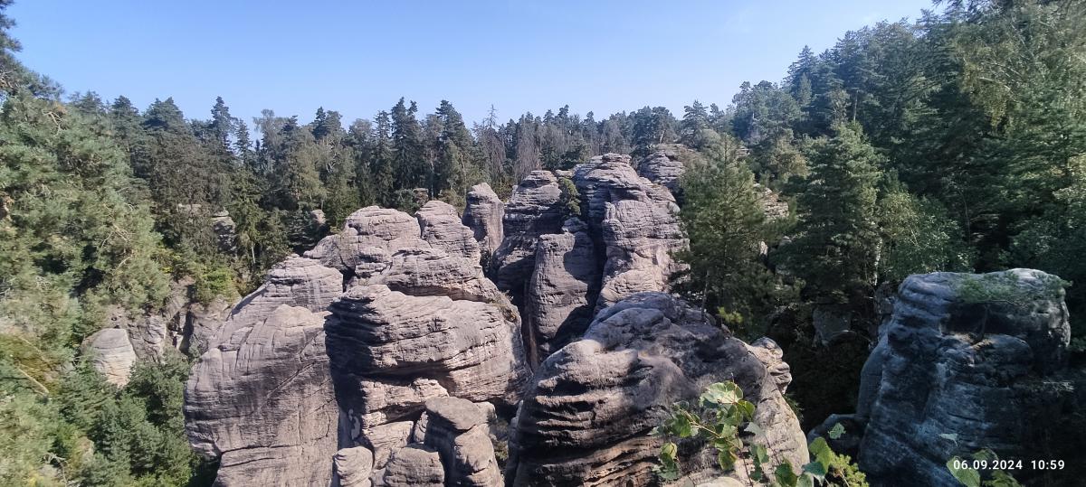 Prachovské skály + koupaliště Hořice