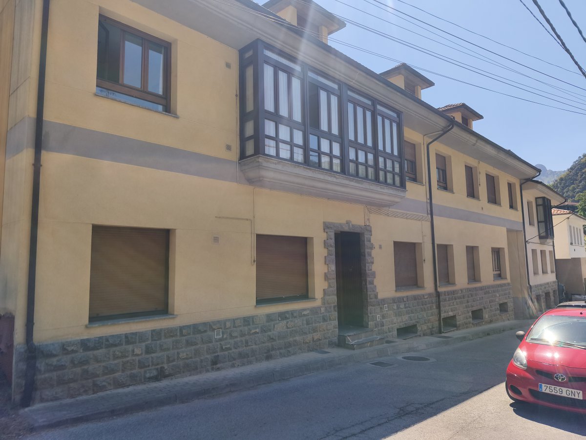 Playa Barro, příprava na zatmění. Útes Cara de Cristo, večer Asiego